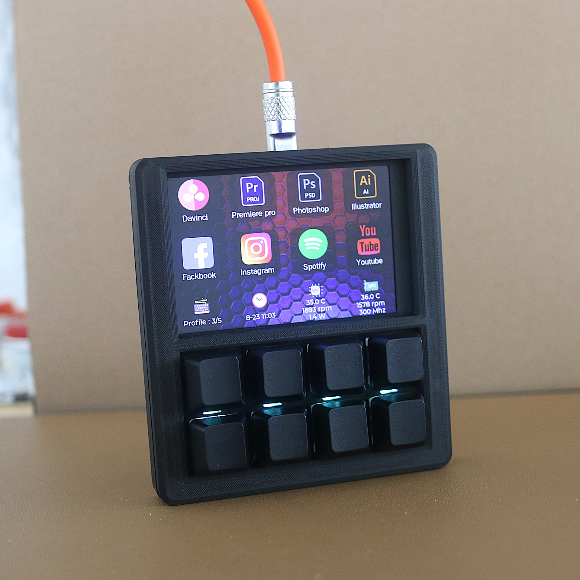 Stream Deck Alternative — 8-Key Macro Pad with 3.5" LCD | EezBotFun
